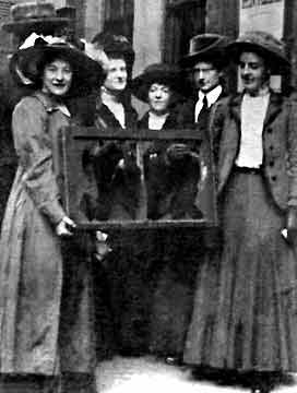 (14) Women in Parliament